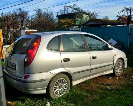 Ниссан Тино, объемом двигателя 2 л и пробегом 268 тыс. км за 2200 $, фото 1 на Automoto.ua