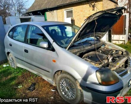 Ниссан Тино, объемом двигателя 2 л и пробегом 268 тыс. км за 2200 $, фото 2 на Automoto.ua