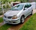 Сірий Ніссан Тіно, об'ємом двигуна 2.2 л та пробігом 250 тис. км за 1500 $, фото 1 на Automoto.ua