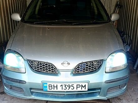 Серый Ниссан Тино, объемом двигателя 2 л и пробегом 315 тыс. км за 1100 $, фото 1 на Automoto.ua