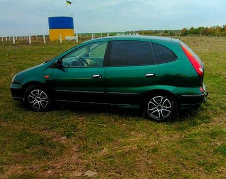 Зелений Ніссан Тіно, об'ємом двигуна 2.2 л та пробігом 350 тис. км за 2100 $, фото 7 на Automoto.ua