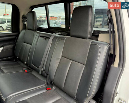 Белый Ниссан Титан, объемом двигателя 4.98 л и пробегом 330 тыс. км за 30000 $, фото 13 на Automoto.ua