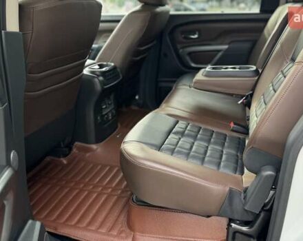 Белый Ниссан Титан, объемом двигателя 5.55 л и пробегом 28 тыс. км за 41000 $, фото 18 на Automoto.ua