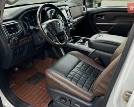 Білий Ніссан Титан, об'ємом двигуна 5.55 л та пробігом 28 тис. км за 41000 $, фото 16 на Automoto.ua
