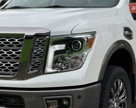 Белый Ниссан Титан, объемом двигателя 5.55 л и пробегом 28 тыс. км за 41000 $, фото 36 на Automoto.ua