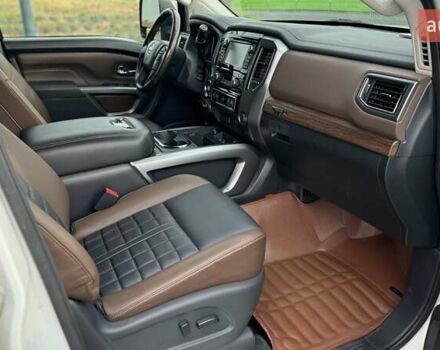 Білий Ніссан Титан, об'ємом двигуна 5.55 л та пробігом 28 тис. км за 41000 $, фото 20 на Automoto.ua