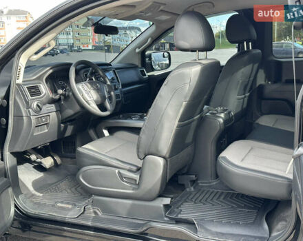 Черный Ниссан Титан, объемом двигателя 5.55 л и пробегом 47 тыс. км за 24900 $, фото 20 на Automoto.ua