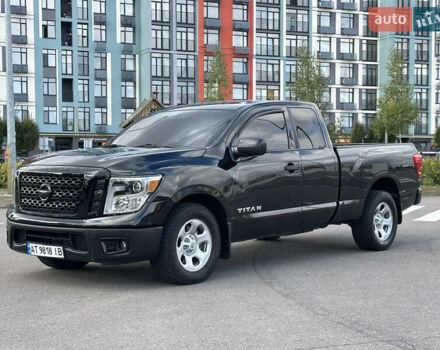 Черный Ниссан Титан, объемом двигателя 5.55 л и пробегом 47 тыс. км за 24900 $, фото 1 на Automoto.ua