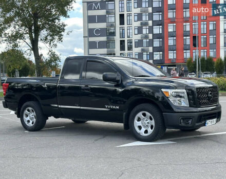 Черный Ниссан Титан, объемом двигателя 5.55 л и пробегом 47 тыс. км за 24900 $, фото 10 на Automoto.ua