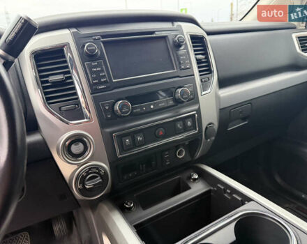 Чорний Ніссан Титан, об'ємом двигуна 5 л та пробігом 79 тис. км за 52000 $, фото 11 на Automoto.ua