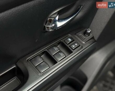 Черный Ниссан Титан, объемом двигателя 5.56 л и пробегом 160 тыс. км за 29999 $, фото 19 на Automoto.ua