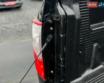 Черный Ниссан Титан, объемом двигателя 5.56 л и пробегом 160 тыс. км за 29999 $, фото 67 на Automoto.ua