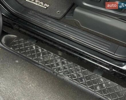 Черный Ниссан Титан, объемом двигателя 5.56 л и пробегом 160 тыс. км за 29999 $, фото 18 на Automoto.ua
