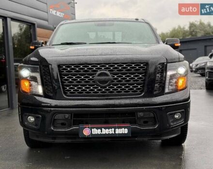 Черный Ниссан Титан, объемом двигателя 5.56 л и пробегом 160 тыс. км за 29999 $, фото 14 на Automoto.ua