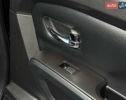 Черный Ниссан Титан, объемом двигателя 5.56 л и пробегом 160 тыс. км за 29999 $, фото 53 на Automoto.ua