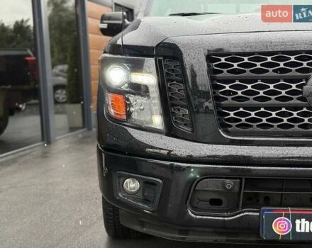 Черный Ниссан Титан, объемом двигателя 5.56 л и пробегом 160 тыс. км за 29999 $, фото 13 на Automoto.ua