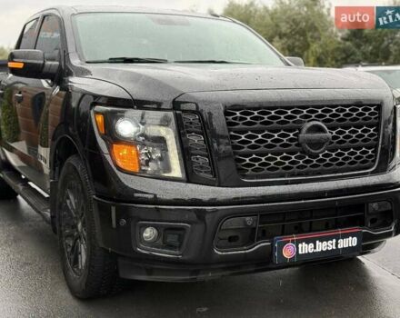 Черный Ниссан Титан, объемом двигателя 5.56 л и пробегом 160 тыс. км за 29999 $, фото 11 на Automoto.ua