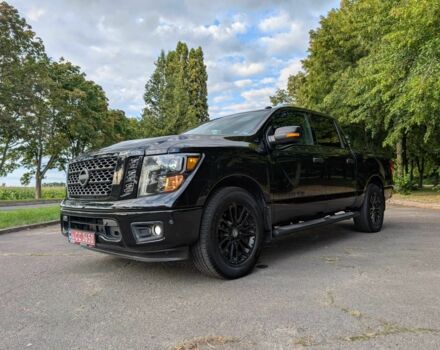 Черный Ниссан Титан, объемом двигателя 5.6 л и пробегом 160 тыс. км за 26999 $, фото 11 на Automoto.ua