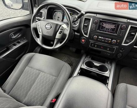 Черный Ниссан Титан, объемом двигателя 5.56 л и пробегом 160 тыс. км за 29999 $, фото 49 на Automoto.ua