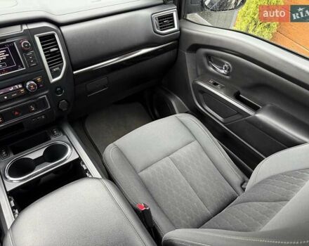 Черный Ниссан Титан, объемом двигателя 5.56 л и пробегом 160 тыс. км за 29999 $, фото 50 на Automoto.ua