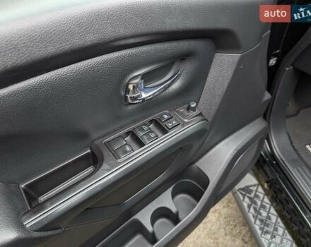 Ниссан Титан, объемом двигателя 5.56 л и пробегом 160 тыс. км за 20000 $, фото 71 на Automoto.ua