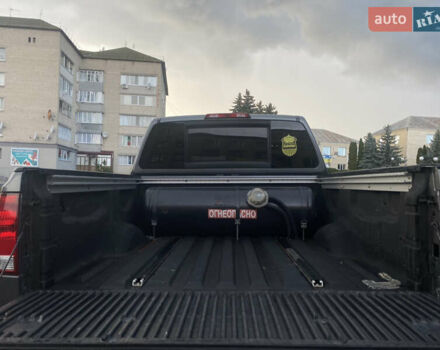 Серый Ниссан Титан, объемом двигателя 5.55 л и пробегом 143 тыс. км за 19500 $, фото 9 на Automoto.ua