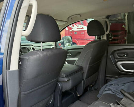 Синий Ниссан Титан, объемом двигателя 5.56 л и пробегом 145 тыс. км за 29500 $, фото 12 на Automoto.ua