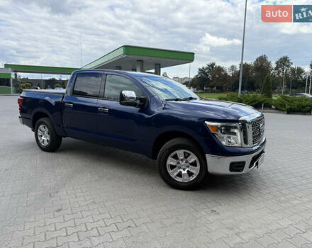 Синий Ниссан Титан, объемом двигателя 5.56 л и пробегом 145 тыс. км за 29500 $, фото 3 на Automoto.ua