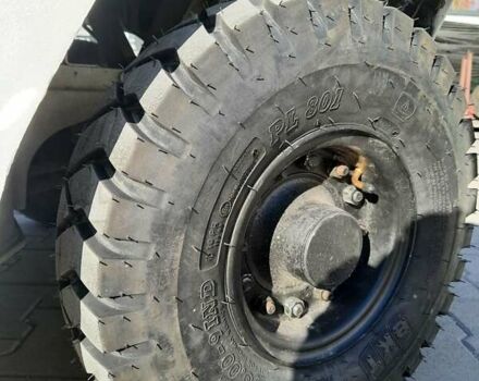 Білий Ніссан ЮД, об'ємом двигуна 2.1 л та пробігом 1 тис. км за 10500 $, фото 3 на Automoto.ua