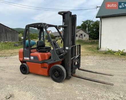 Ниссан ЮД 2004 в Тячеве на Automoto.ua Коричневый Ниссан ЮД, объемом двигателя 0 л и пробегом 15 тыс. км за 11500 $, фото 2 на Automoto.ua