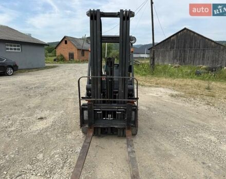 Ниссан ЮД 2004 в Тячеве на Automoto.ua Коричневый Ниссан ЮД, объемом двигателя 0 л и пробегом 15 тыс. км за 11500 $, фото 1 на Automoto.ua