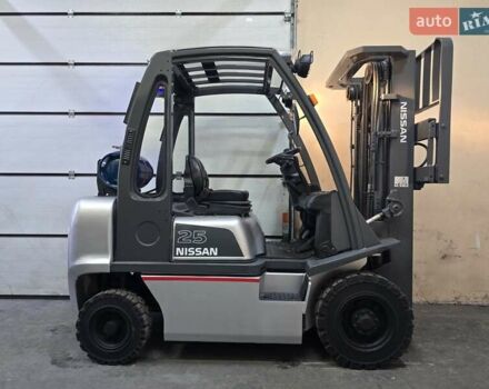 Ниссан ЮД, объемом двигателя 2.5 л и пробегом 0 тыс. км за 14527 $, фото 3 на Automoto.ua