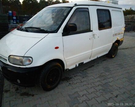 Білий Ніссан Ванетте, об'ємом двигуна 2.3 л та пробігом 460 тис. км за 3000 $, фото 2 на Automoto.ua