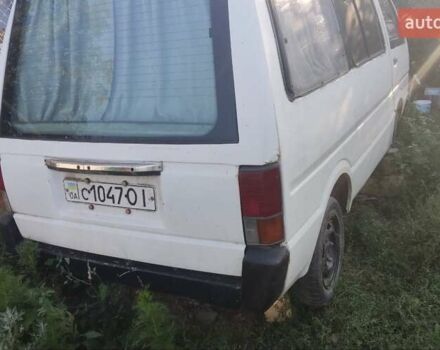 Білий Ніссан Ванетте, об'ємом двигуна 1.4 л та пробігом 315 тис. км за 800 $, фото 1 на Automoto.ua