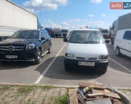 Белый Ниссан Ванетте, объемом двигателя 2.3 л и пробегом 300 тыс. км за 1880 $, фото 3 на Automoto.ua