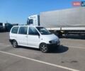 Белый Ниссан Ванетте, объемом двигателя 2.3 л и пробегом 300 тыс. км за 1880 $, фото 1 на Automoto.ua