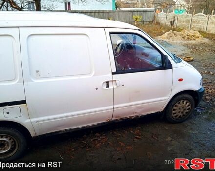 Білий Ніссан Ванетте, об'ємом двигуна 2.3 л та пробігом 264 тис. км за 3500 $, фото 2 на Automoto.ua