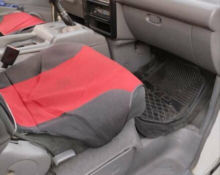 Білий Ніссан Ванетте, об'ємом двигуна 2.28 л та пробігом 266 тис. км за 3200 $, фото 1 на Automoto.ua