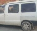 Білий Ніссан Ванетте, об'ємом двигуна 2.3 л та пробігом 300 тис. км за 2000 $, фото 4 на Automoto.ua