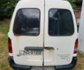 Белый Ниссан Ванетте, объемом двигателя 0 л и пробегом 380 тыс. км за 728 $, фото 1 на Automoto.ua