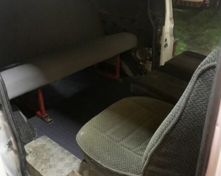 Білий Ніссан Ванетте, об'ємом двигуна 2.3 л та пробігом 320 тис. км за 2300 $, фото 8 на Automoto.ua