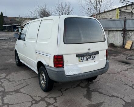 Белый Ниссан Ванетте, объемом двигателя 2.3 л и пробегом 240 тыс. км за 2300 $, фото 2 на Automoto.ua