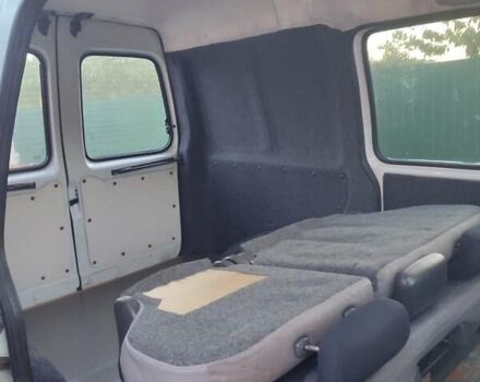 Белый Ниссан Ванетте, объемом двигателя 2.28 л и пробегом 253 тыс. км за 6000 $, фото 4 на Automoto.ua