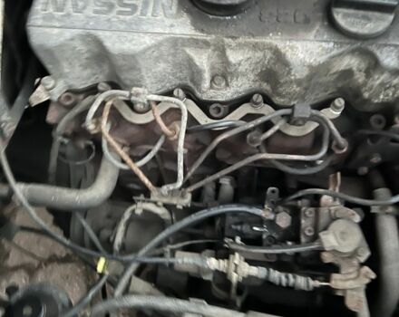 Белый Ниссан Ванетте, объемом двигателя 2.3 л и пробегом 240 тыс. км за 2300 $, фото 5 на Automoto.ua