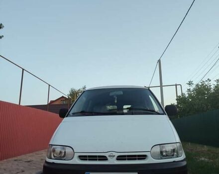 Белый Ниссан Ванетте, объемом двигателя 2.28 л и пробегом 253 тыс. км за 6000 $, фото 5 на Automoto.ua