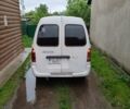 Белый Ниссан Ванетте, объемом двигателя 2.3 л и пробегом 300 тыс. км за 3600 $, фото 1 на Automoto.ua