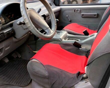 Белый Ниссан Ванетте, объемом двигателя 2.3 л и пробегом 266 тыс. км за 3200 $, фото 11 на Automoto.ua