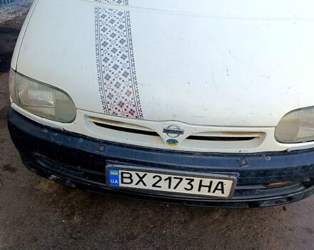 Білий Ніссан Ванетте, об'ємом двигуна 2.3 л та пробігом 385 тис. км за 1200 $, фото 1 на Automoto.ua