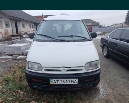 Белый Ниссан Ванетте, объемом двигателя 2.3 л и пробегом 350 тыс. км за 10000 $, фото 1 на Automoto.ua