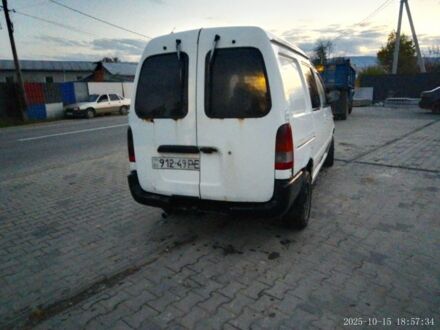 Білий Ніссан Ванетте, об'ємом двигуна 2.3 л та пробігом 460 тис. км за 3000 $, фото 1 на Automoto.ua